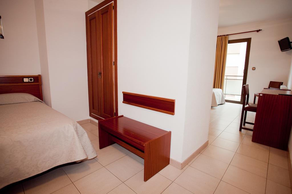 Hotel Beri Llança Camera foto