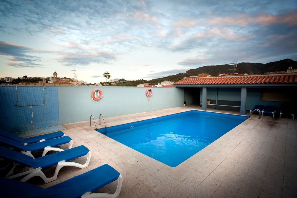 Hotel Beri Llança Esterno foto