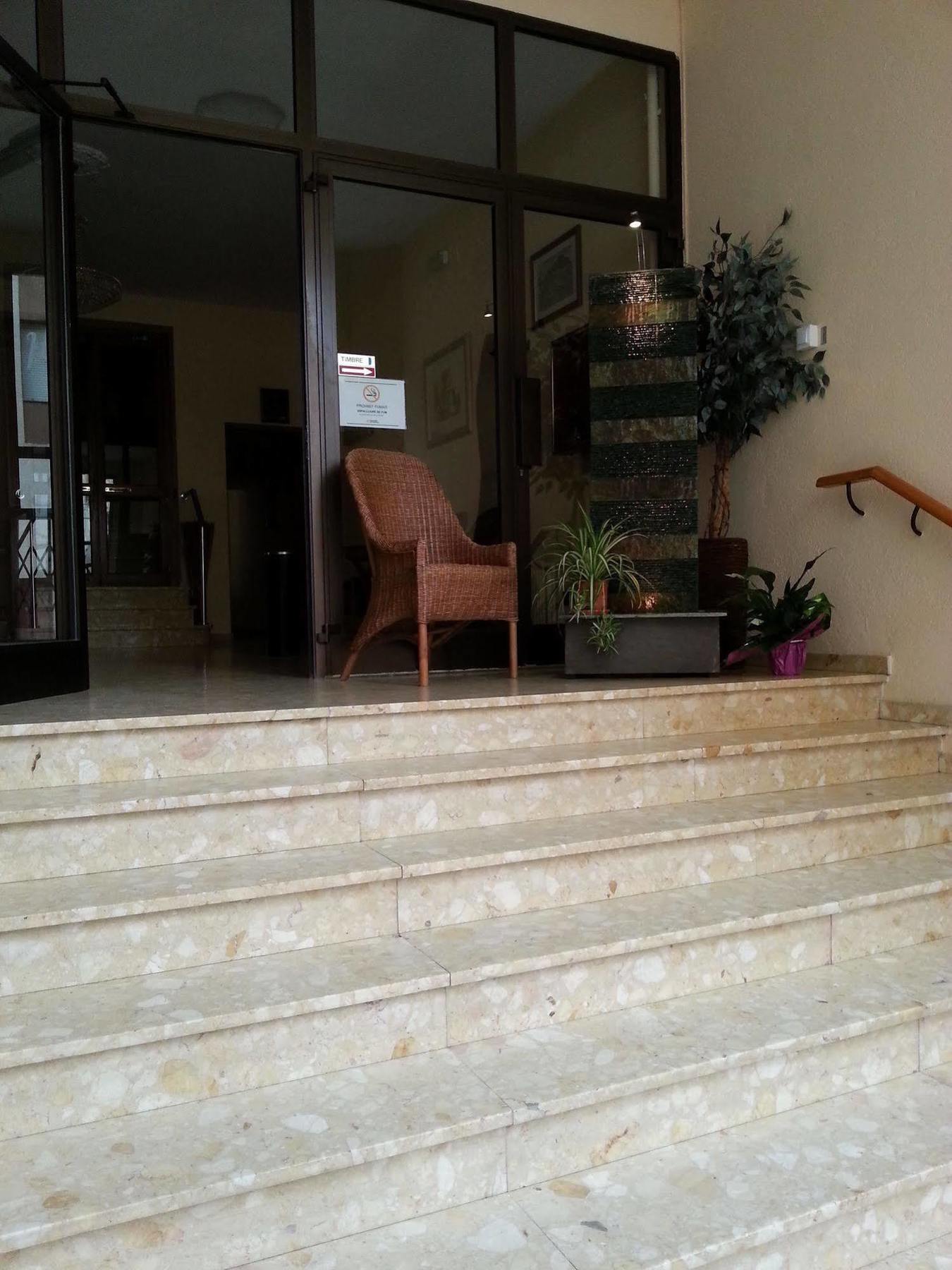 Hotel Beri Llança Esterno foto